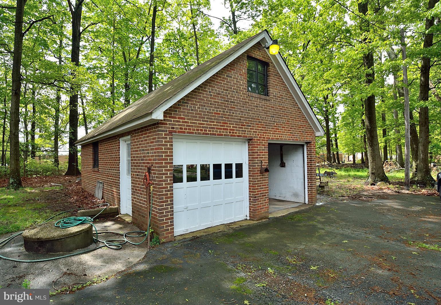 6000 Rolling Road, Unit 1 Springfield, VA 22152 - Photo 21 of 25 Exterior (Rear)