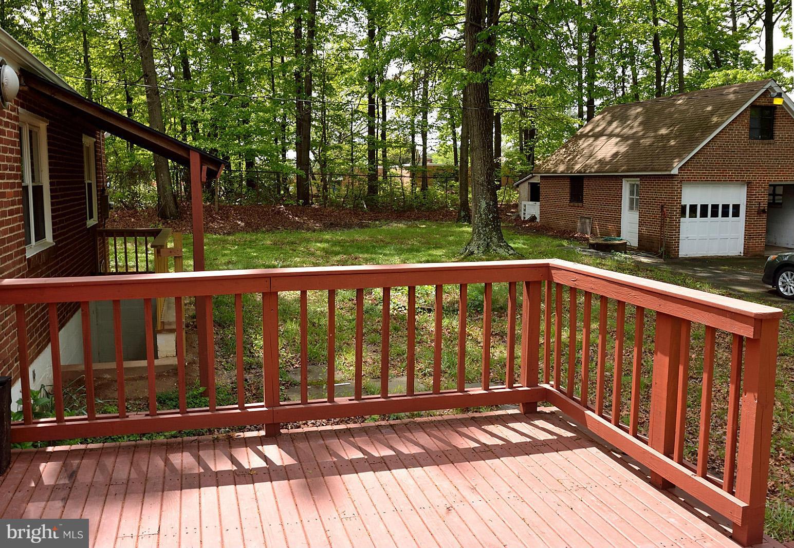6000 Rolling Road, Unit 1 Springfield, VA 22152 - Photo 23 of 25 Exterior (Rear)
