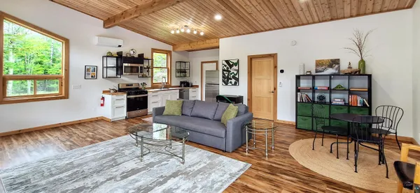 $498,400 | 365 Mondamin Trail, La Pointe, WI 54850