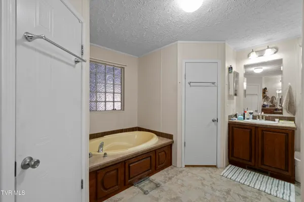 $257,400 | 721 Old Midway Road, Midway, TN 37809