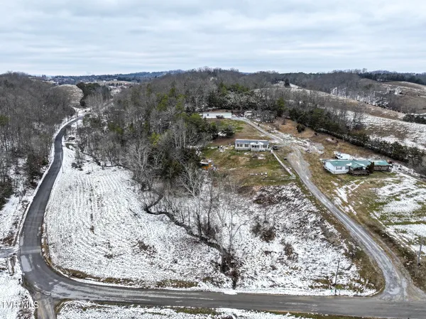 $257,400 | 721 Old Midway Road, Midway, TN 37809