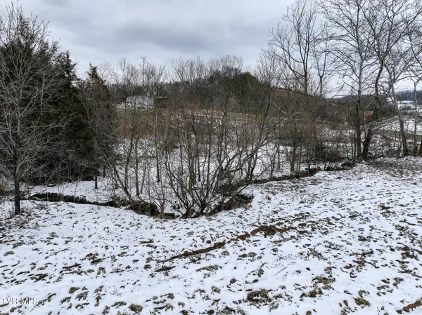 $257,400 | 721 Old Midway Road, Midway, TN 37809