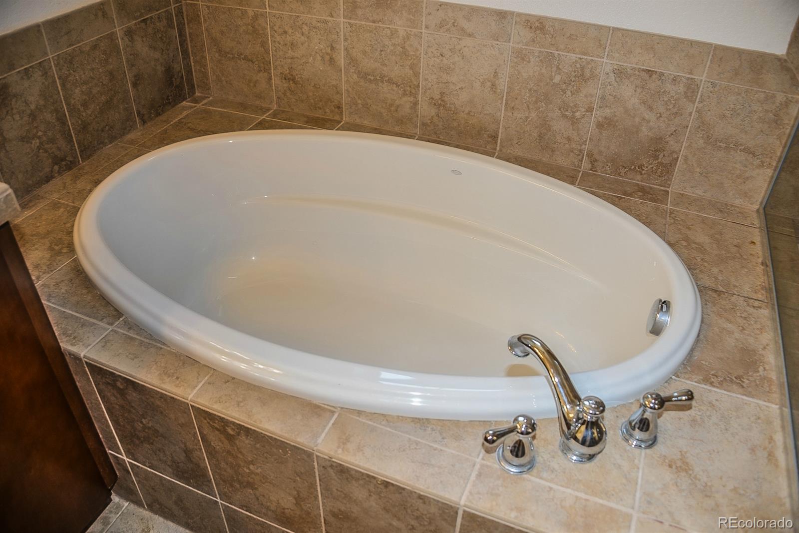 89 Rampart Way, Unit 302 Denver, CO 80230 - Photo 18 of 34 Gallery Image 18
