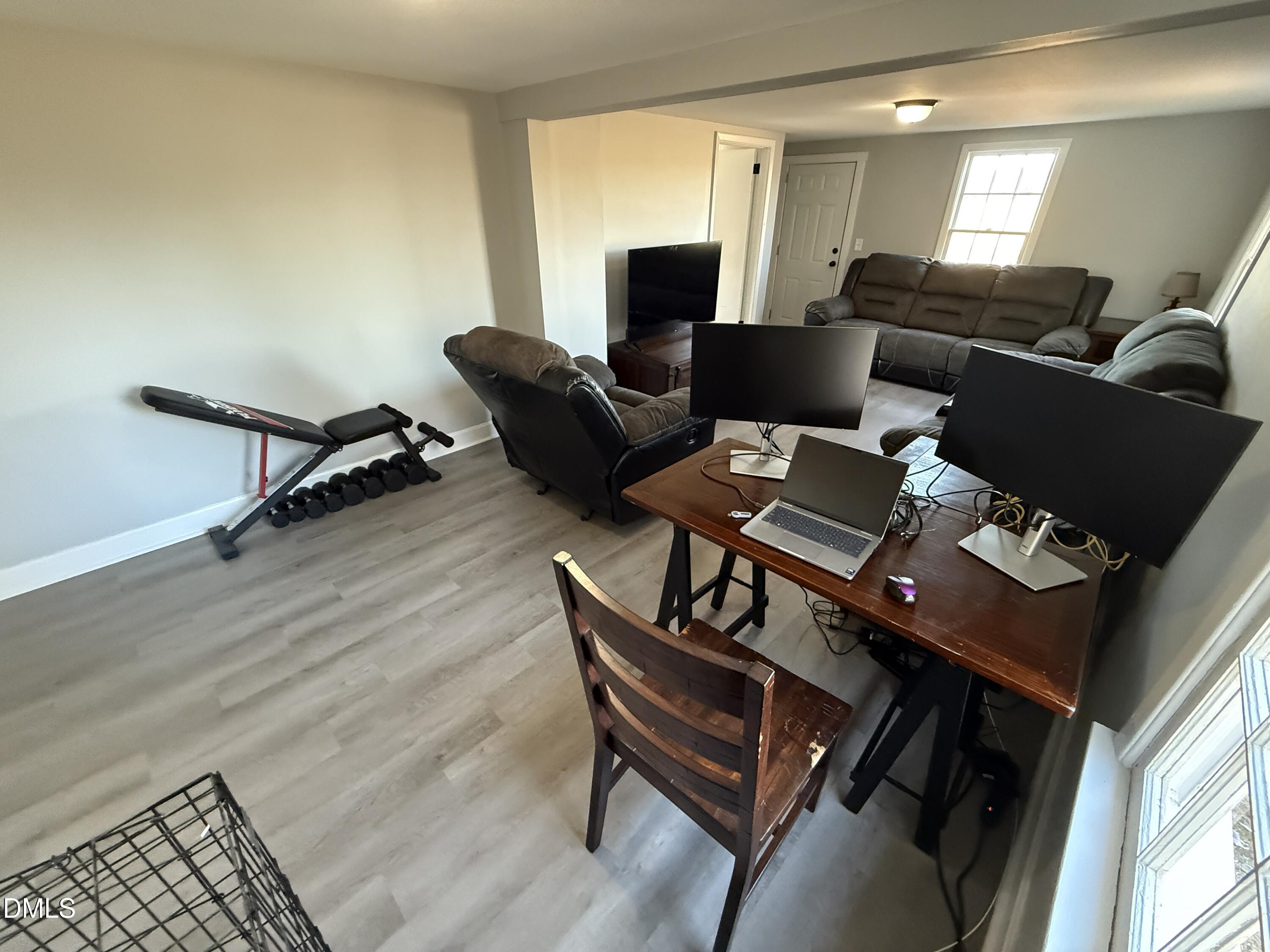895 Stewart Road Four Oaks, NC 27524 - Photo 5 of 38 a living room with furniture
