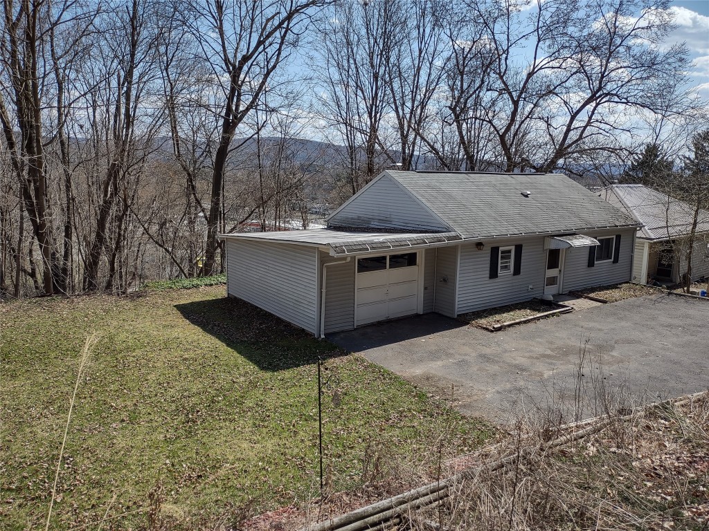 48 Savitch Road Binghamton, NY 13901 - Photo 3 of 21