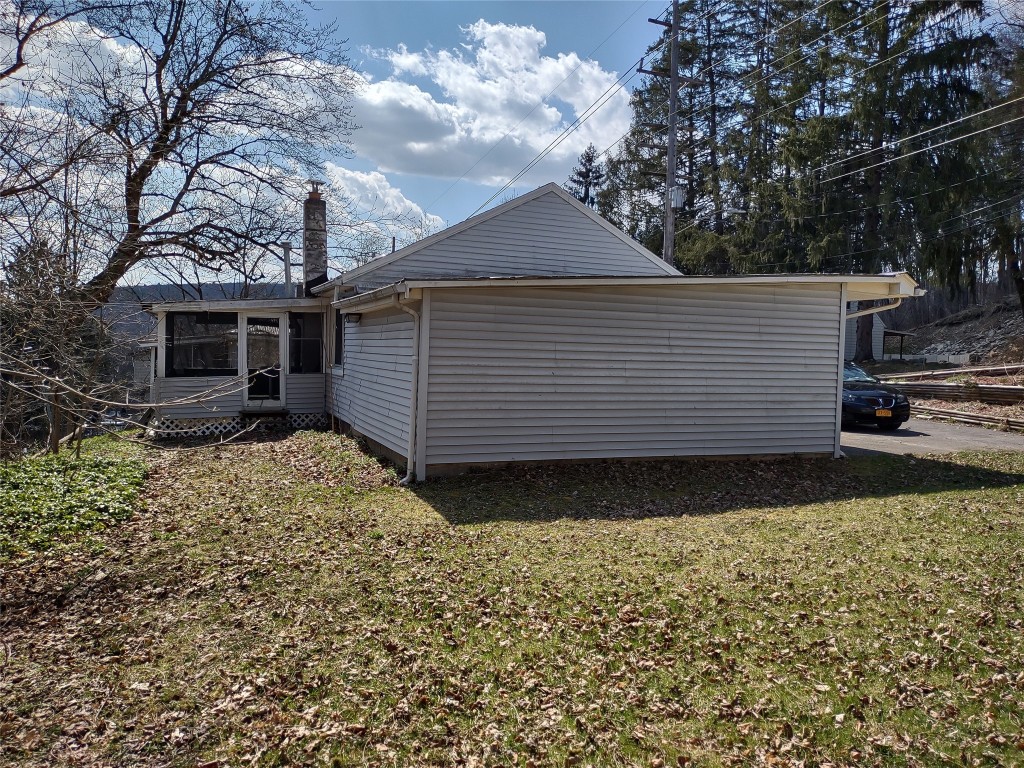 48 Savitch Road Binghamton, NY 13901 - Photo 5 of 21