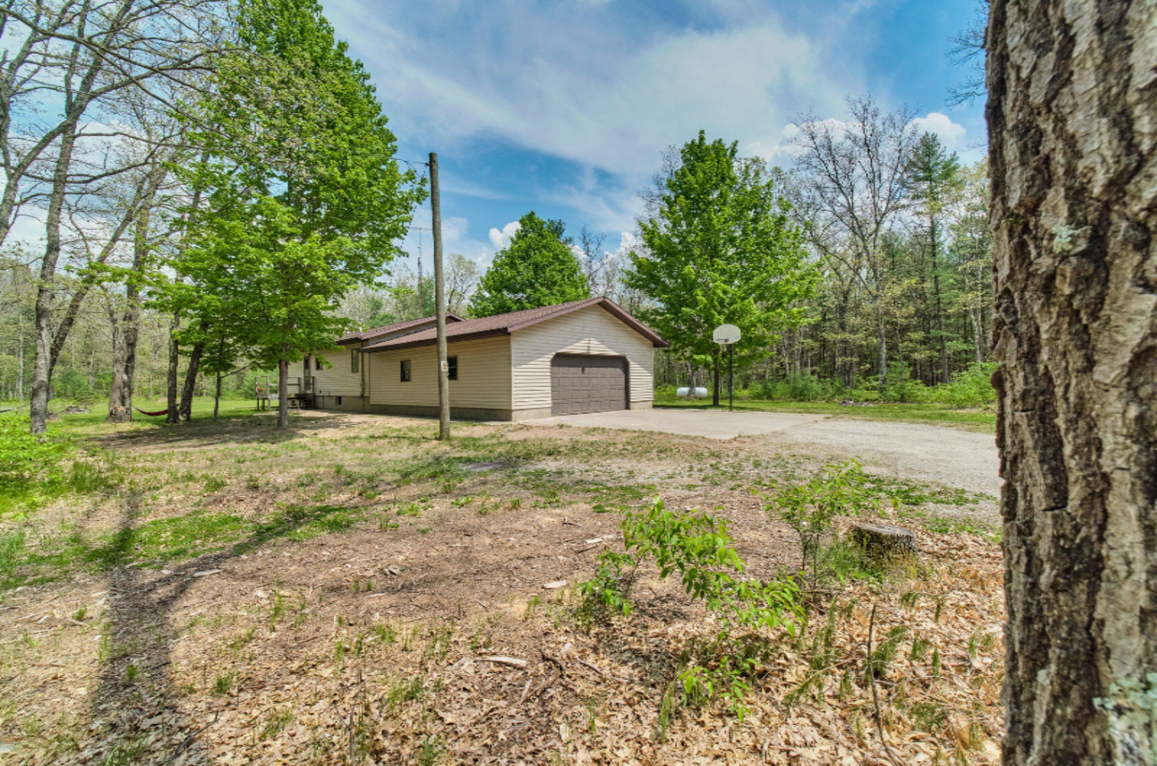 8578 South 116th Avenue Rothbury, MI 49452 - Photo 3 of 54 8578_S_116th_Ave-59