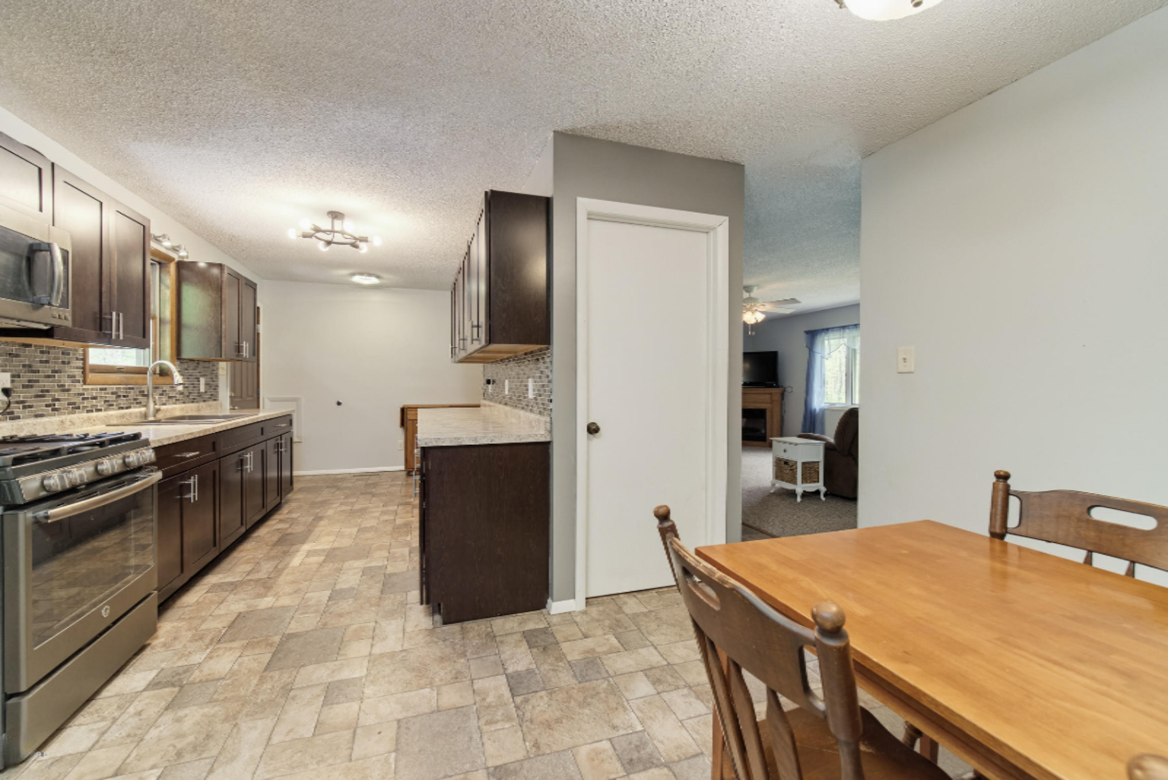 8578 South 116th Avenue Rothbury, MI 49452 - Photo 31 of 54 8578_S_116th_Ave-30