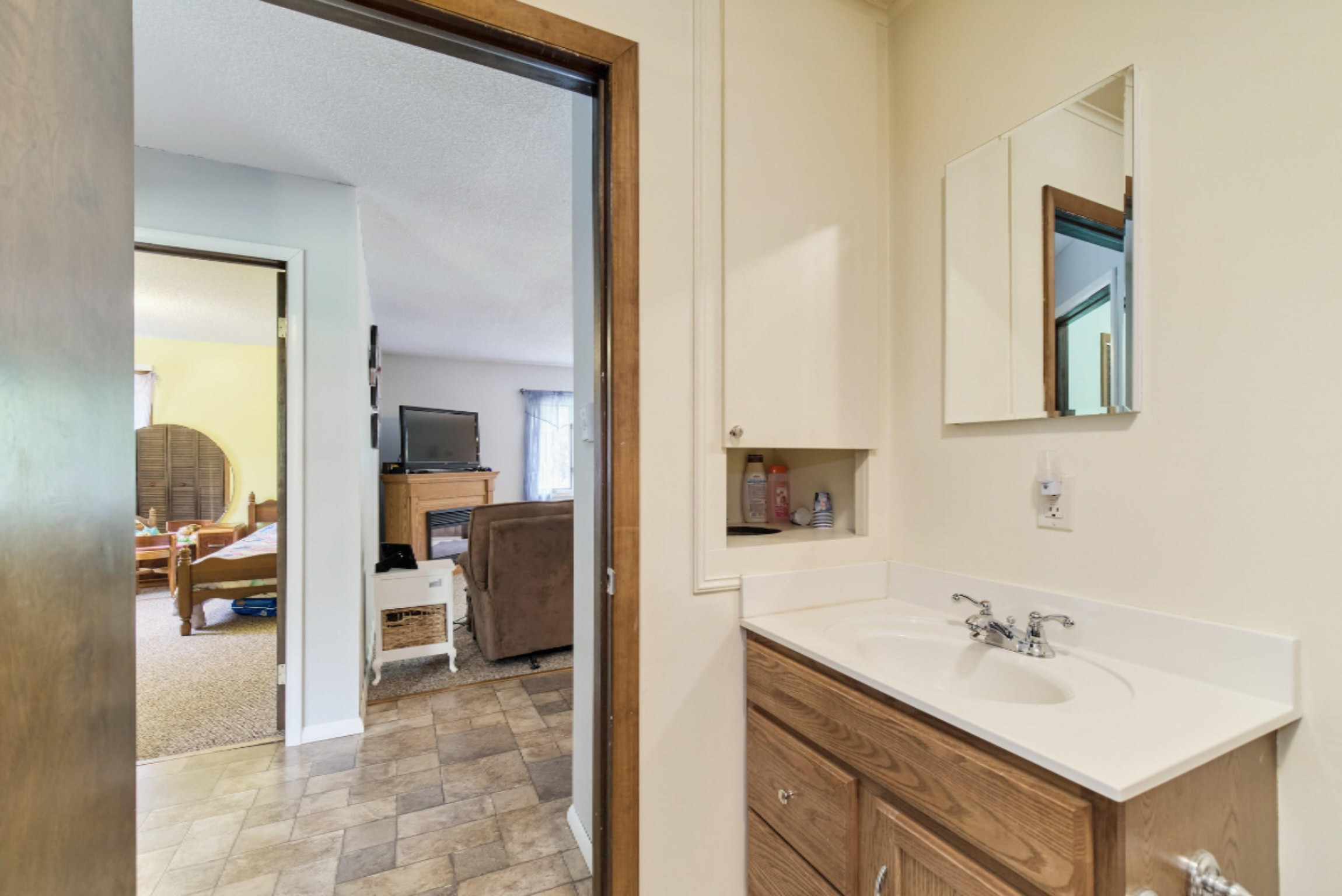 8578 South 116th Avenue Rothbury, MI 49452 - Photo 37 of 54 8578_S_116th_Ave-36