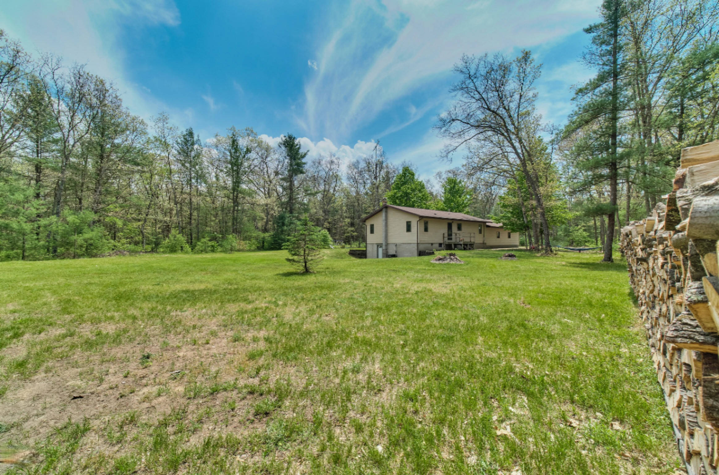8578 South 116th Avenue Rothbury, MI 49452 - Photo 7 of 54 8578_S_116th_Ave-47
