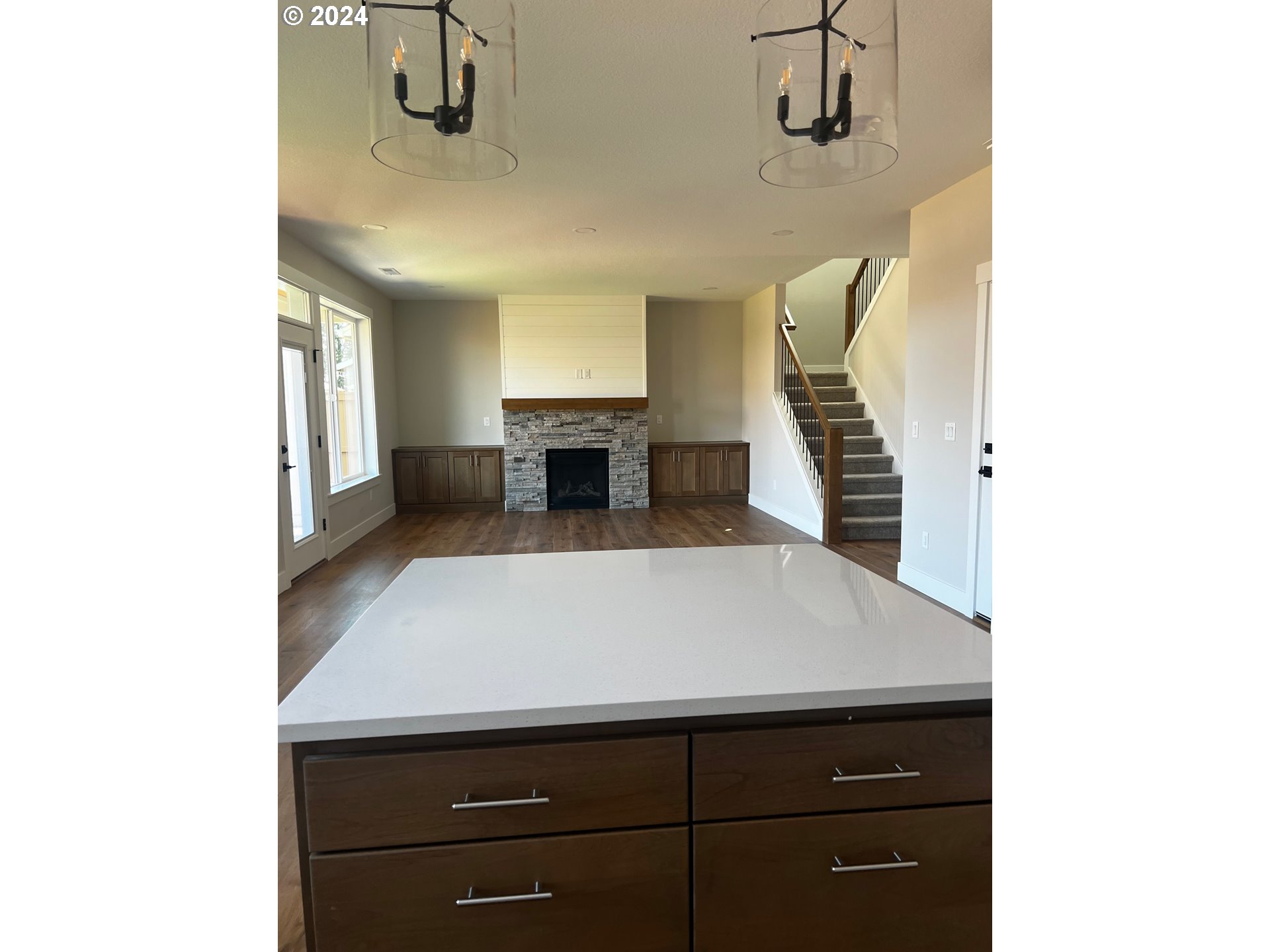 215 Southwest 18th Avenue Canby, OR 97013 - Photo 13 of 36