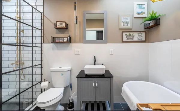 $4,000 | 148.5 Union Street, Jersey City, NJ 07304