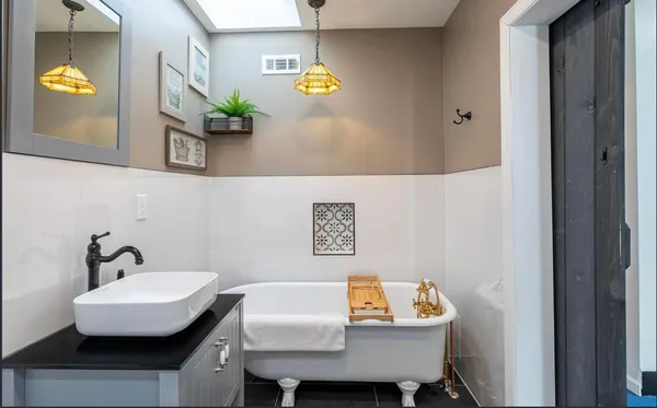 $4,000 | 148.5 Union Street, Jersey City, NJ 07304