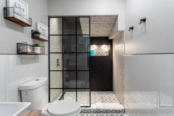 $4,000 | 148.5 Union Street, Jersey City, NJ 07304