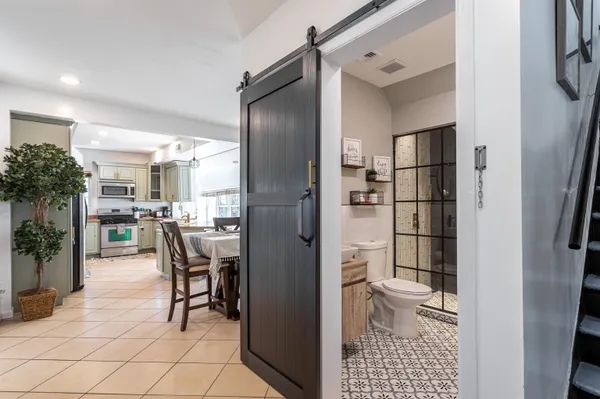 $4,000 | 148.5 Union Street, Jersey City, NJ 07304