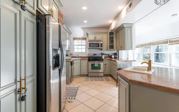 $4,000 | 148.5 Union Street, Jersey City, NJ 07304