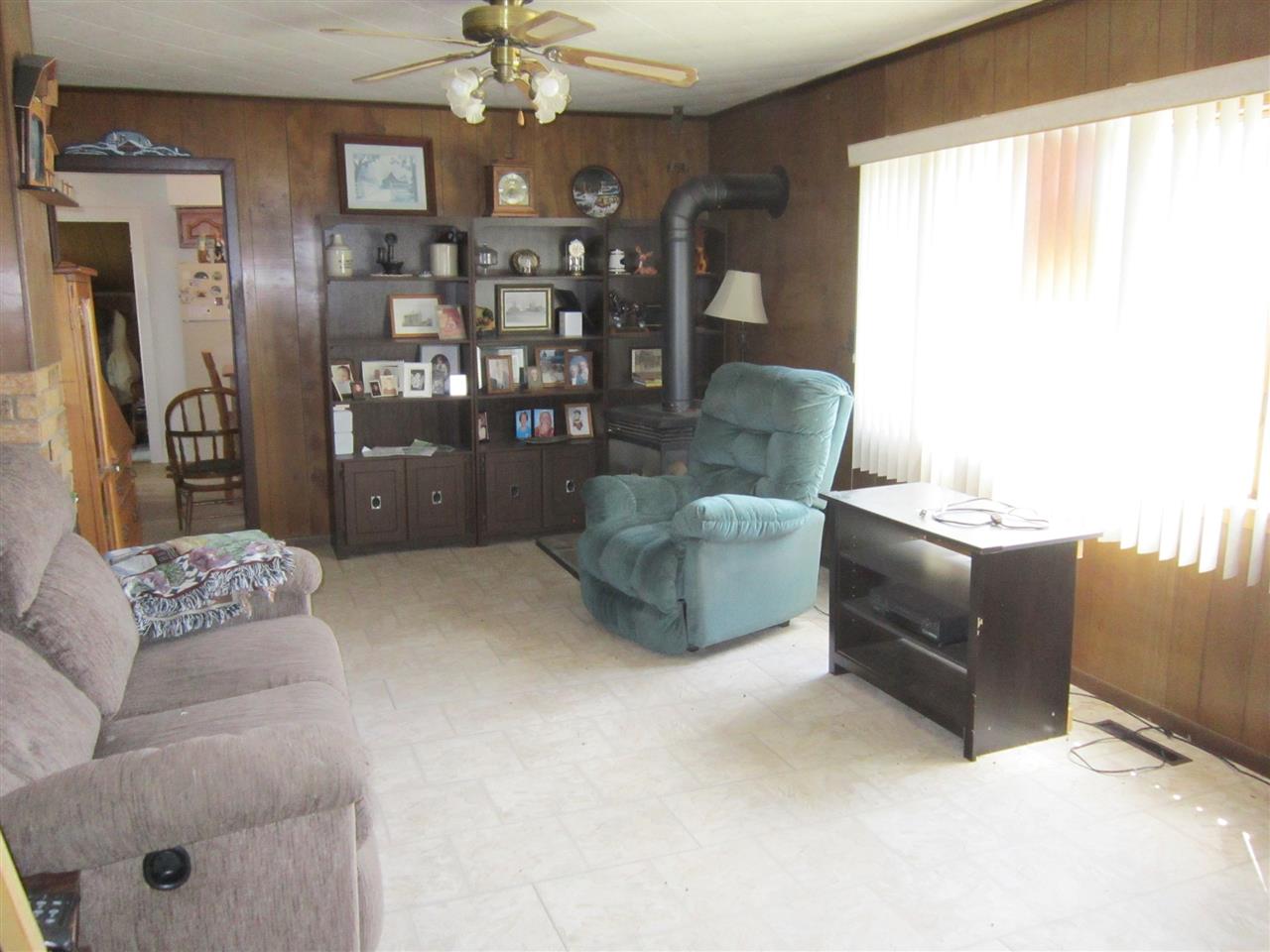 5145 Hilltop Road Grawn, MI 49637 - Photo 17 of 33 1817099-16.JPG