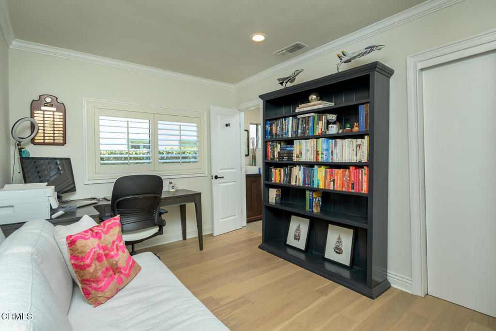 3410 Greensward Road Los Angeles, CA 90039 - Photo 13 of 29 027_3410 Greensward Rd_GYP-MLS