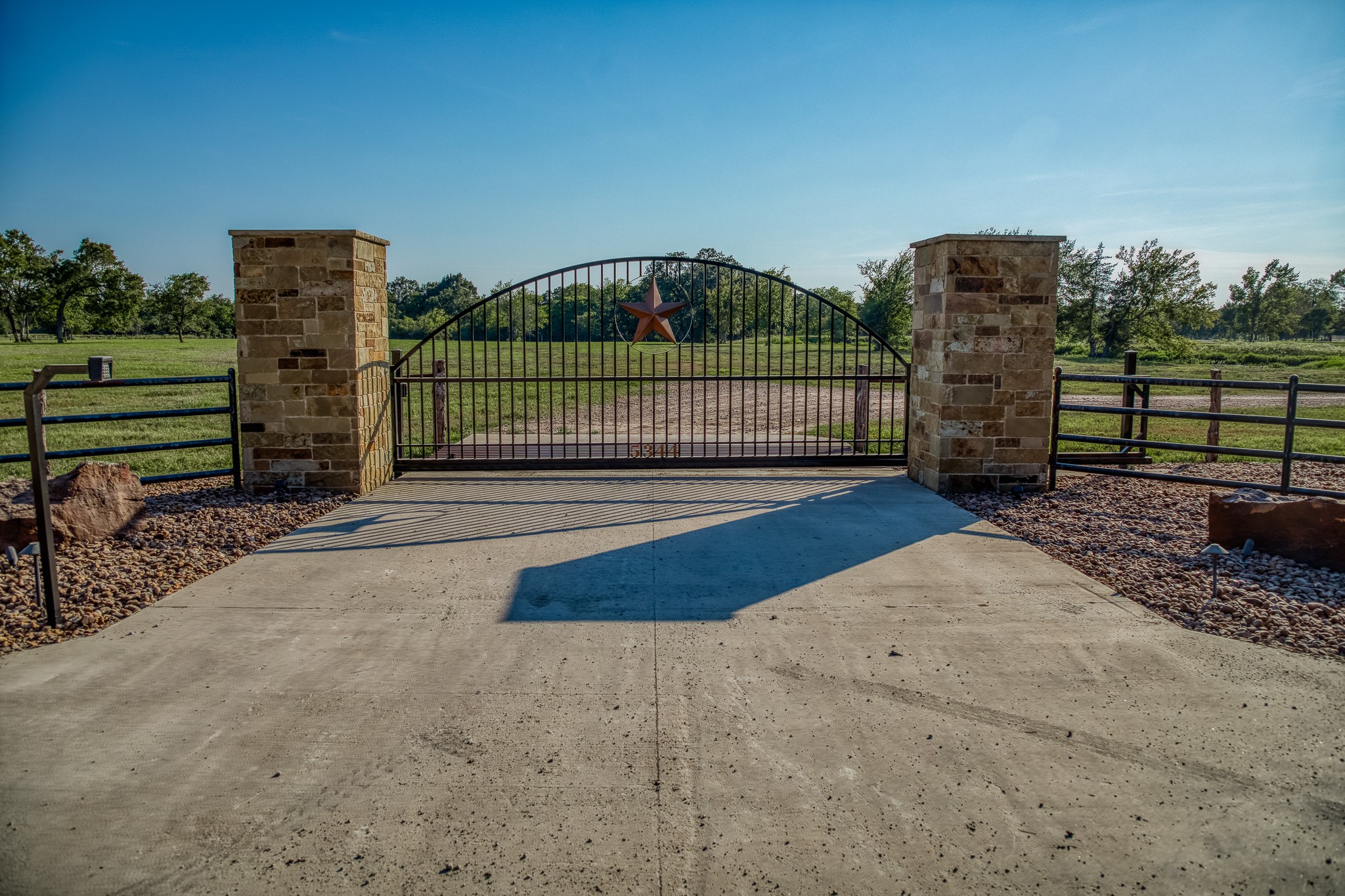 5344 Andert Road Bryan, TX 77808 - Photo 2 of 50 a view of a garden