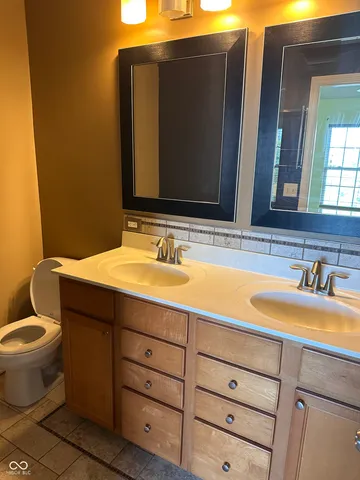 $2,150 | 11926 Kelso Drive, Unit 2, Zionsville, IN 46077