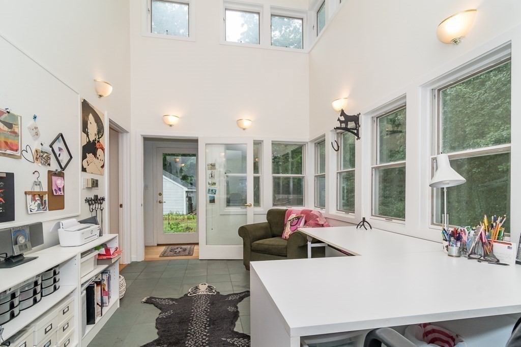 10 Bennett Road Wayland, MA 01778 - Photo 14 of 20