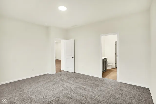 $274,362 | 1621 Clover Xing Drive, Greenfield, IN 46140