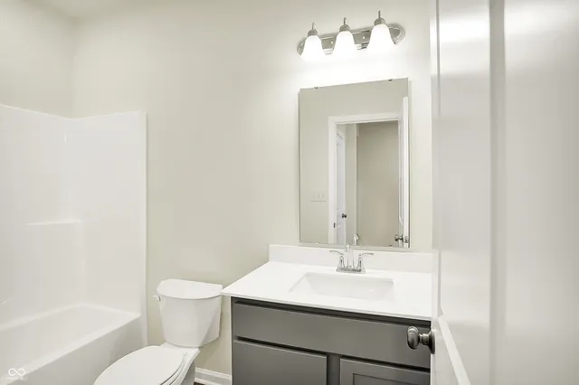 $274,362 | 1621 Clover Xing Drive, Greenfield, IN 46140