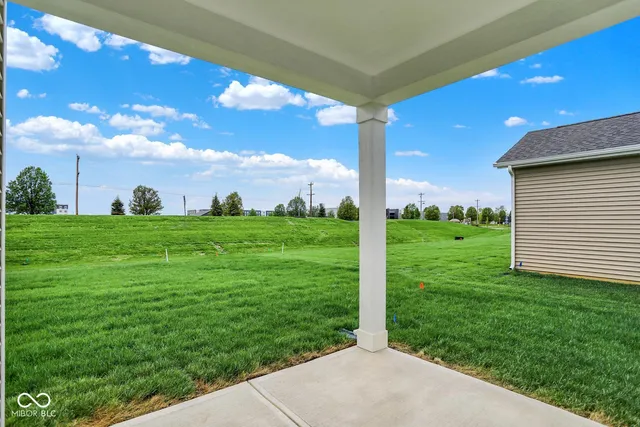 $274,362 | 1621 Clover Xing Drive, Greenfield, IN 46140