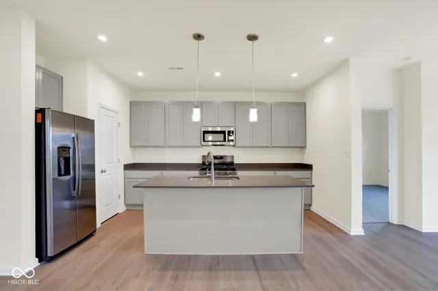 $274,362 | 1621 Clover Xing Drive, Greenfield, IN 46140