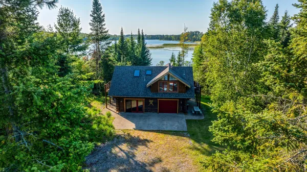 $740,000 | 8329 Stump Lake Drive Northeast, Bemidji, MN 56601