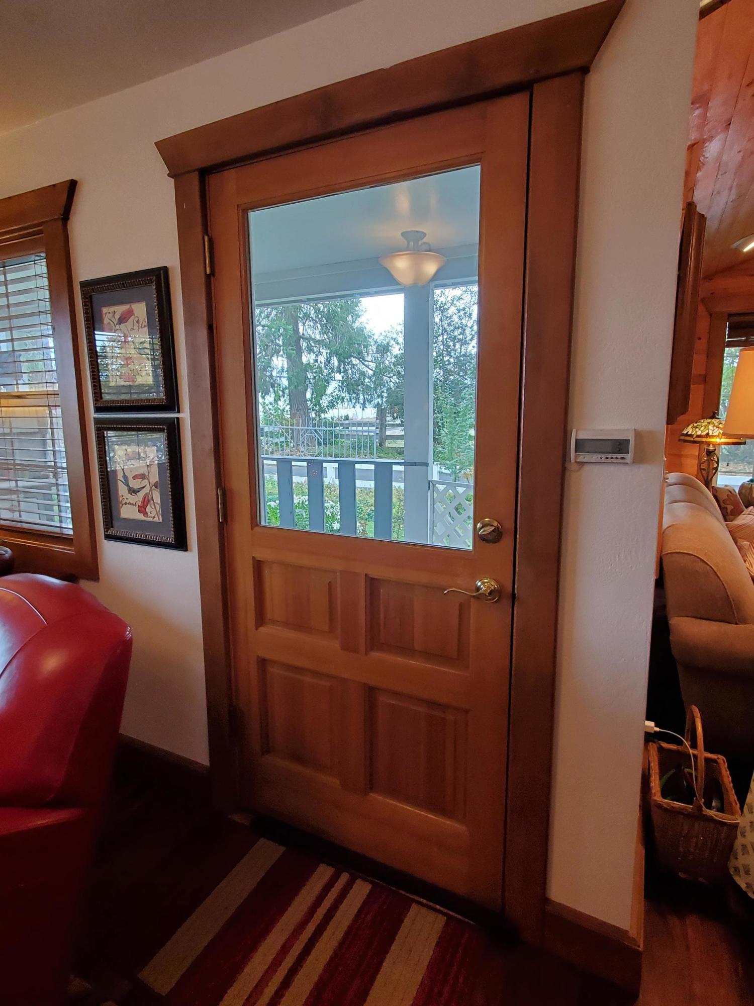 5121 Seven Oaks Road Central Point, OR 97502 - Photo 13 of 47 20201024_132945