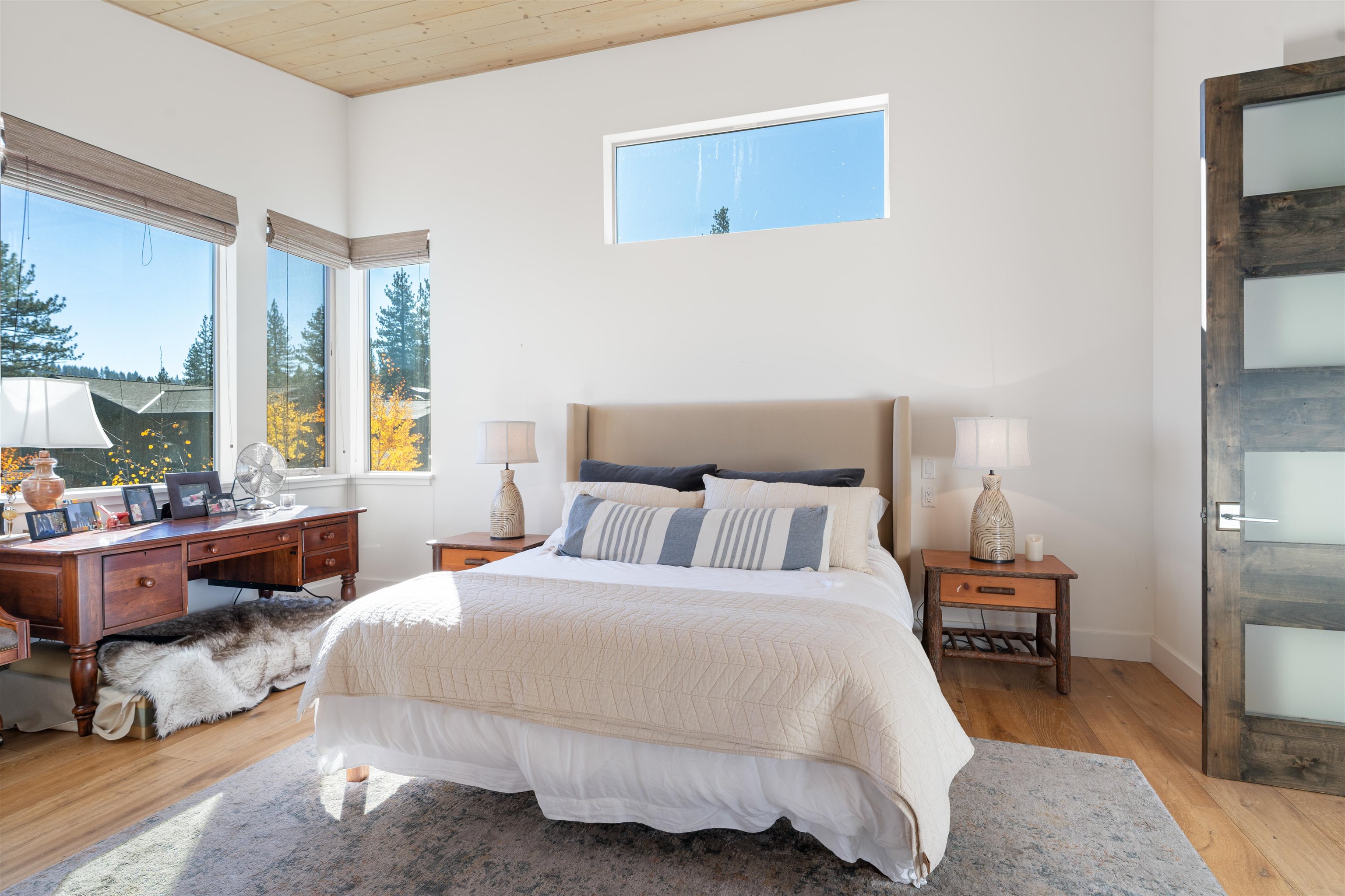 11658 McClintock Loop Truckee, CA 96161 - Photo 12 of 13 a bedroom with bed and a large window