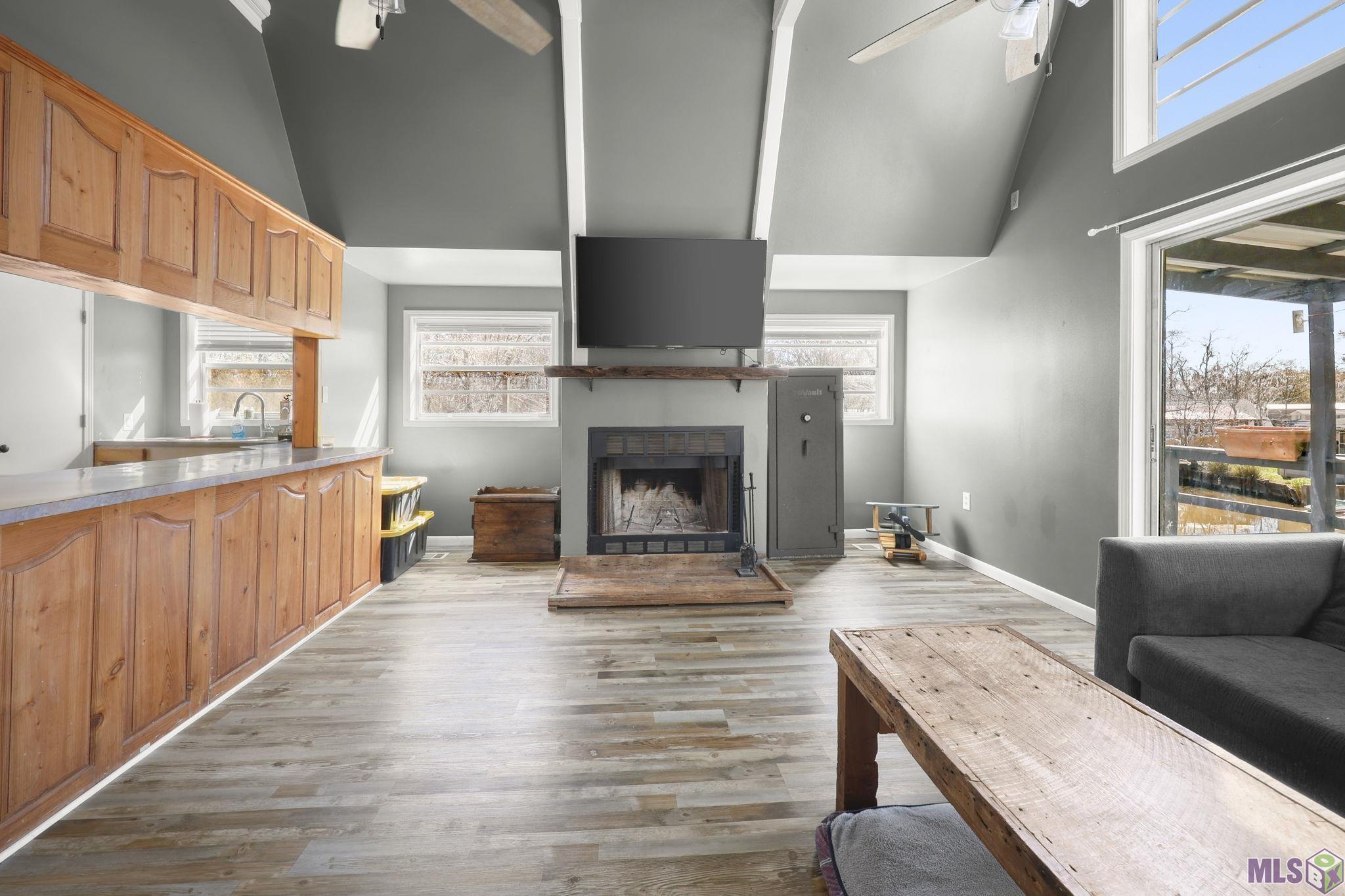 14843 Cypress Road Maurepas, LA 70449 - Photo 3 of 17