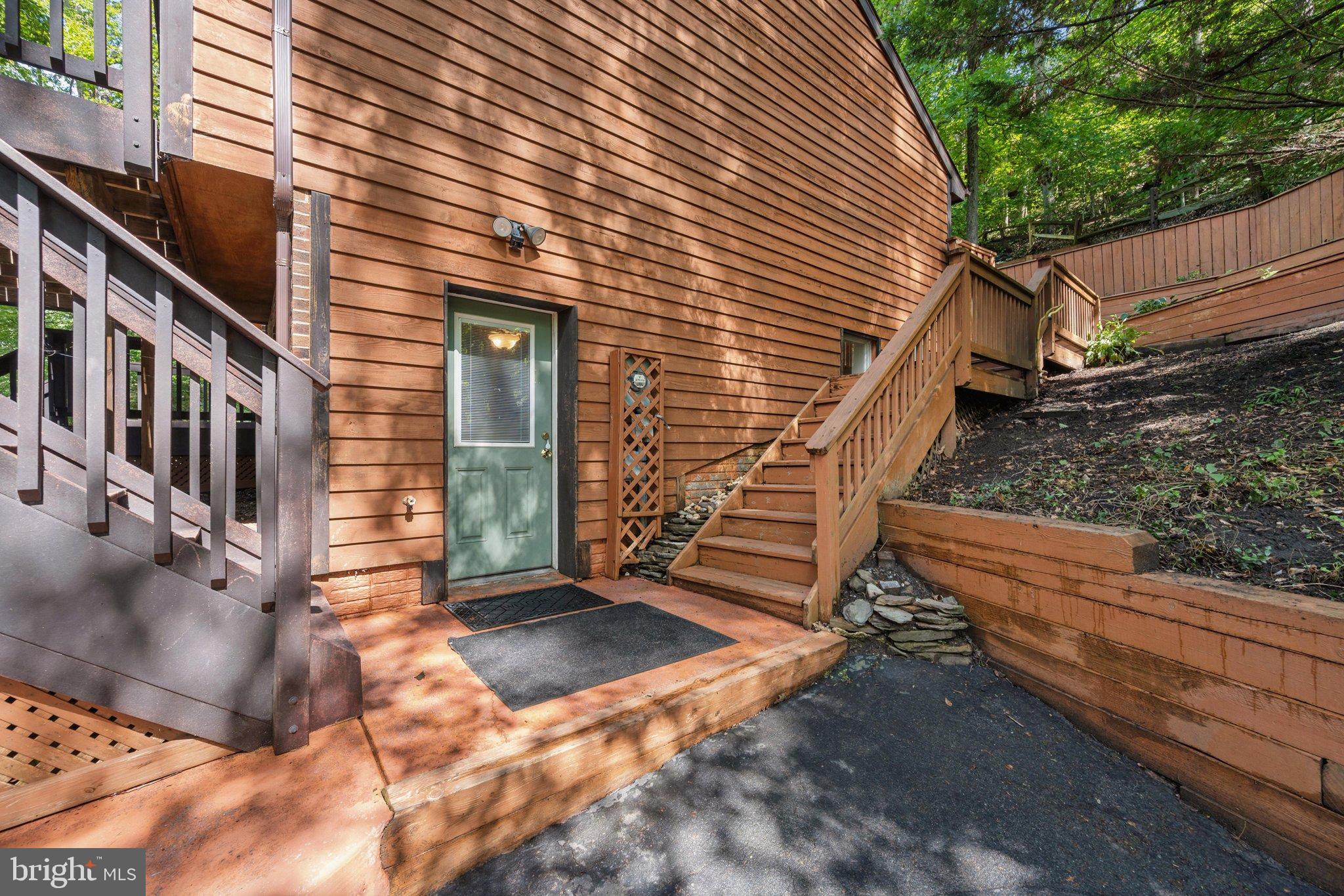 6725 West Lakeridge Road New Market, MD 21774 - Photo 38 of 64 Exterior