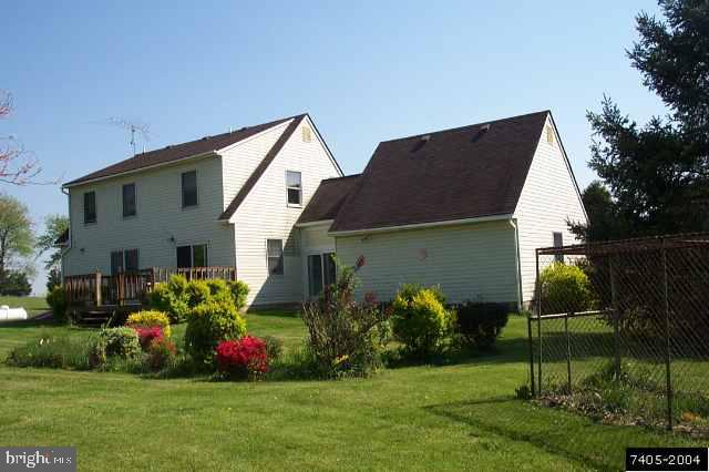 7028 Hokes Road Glen Rock, PA 17327 - Photo 2 of 7 Gallery Image 2