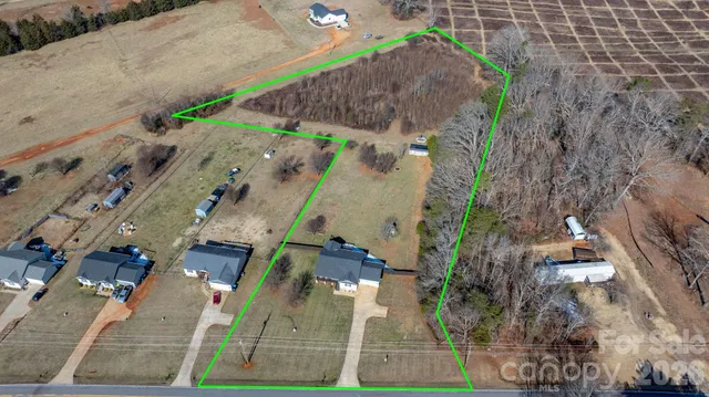 $398,700 | 3842 East Maiden Road, Maiden, NC 28650