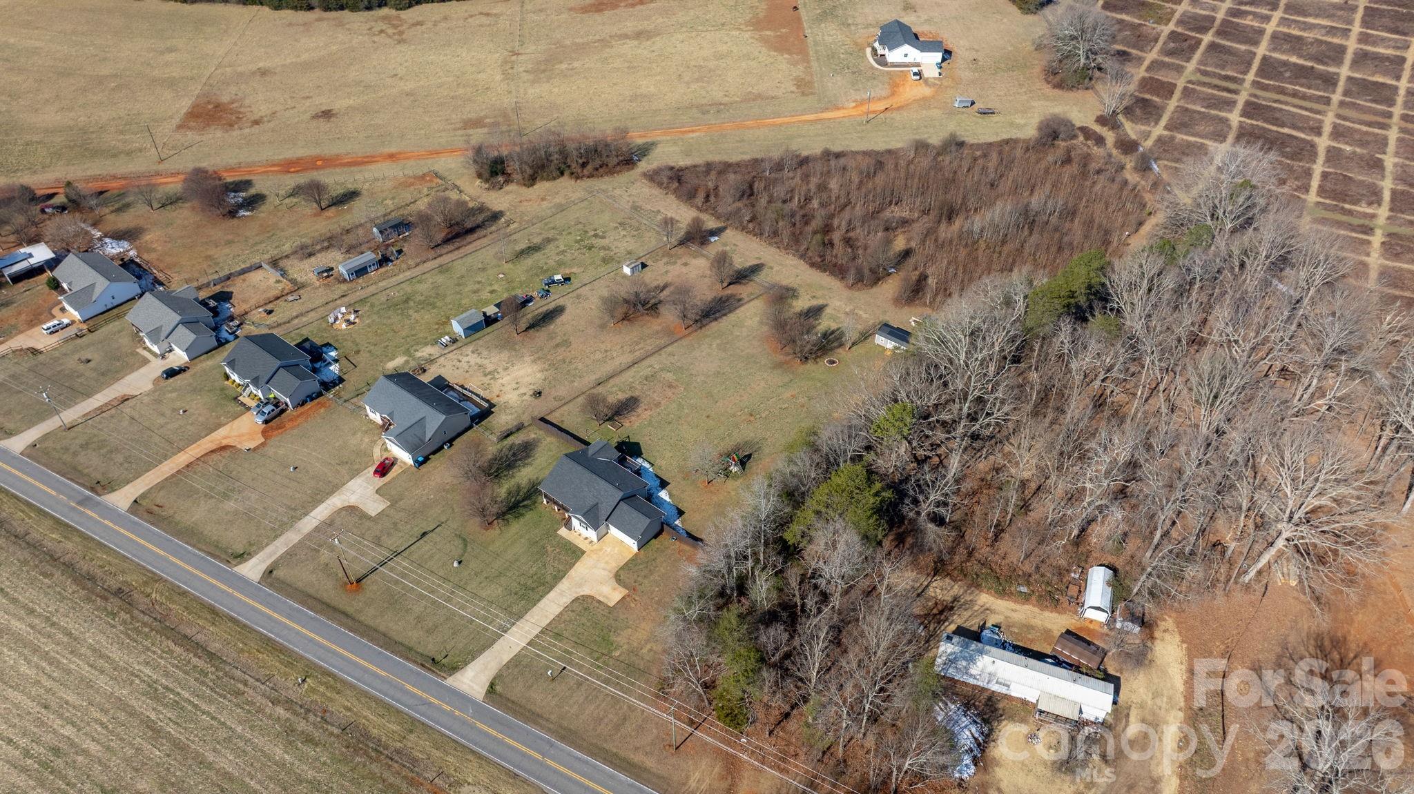 3842 East Maiden Road Maiden, NC 28650 - Photo 34 of 38