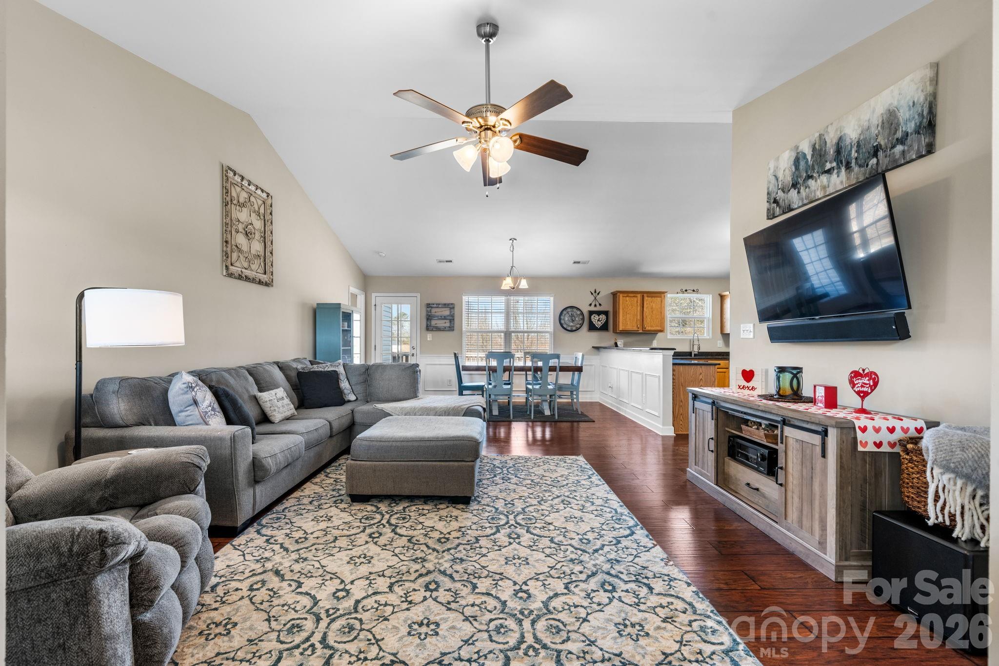 3842 East Maiden Road Maiden, NC 28650 - Photo 5 of 38