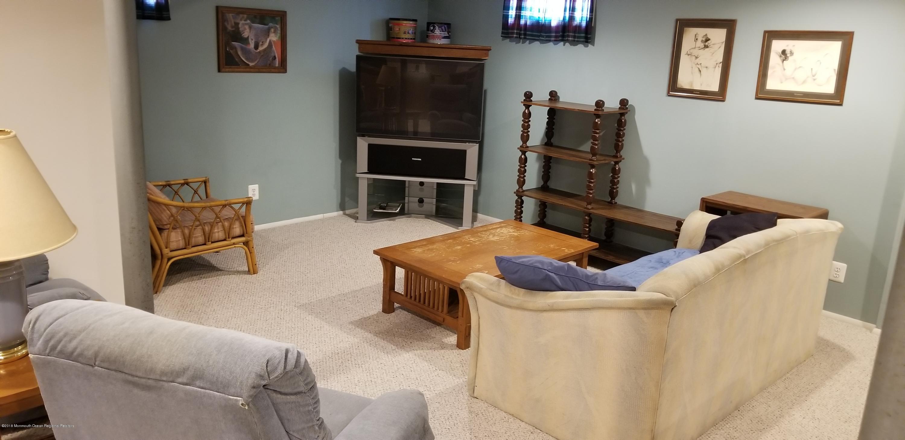 1216 Mohegan Road Manasquan, NJ 08736 - Photo 40 of 51 20180427_145147