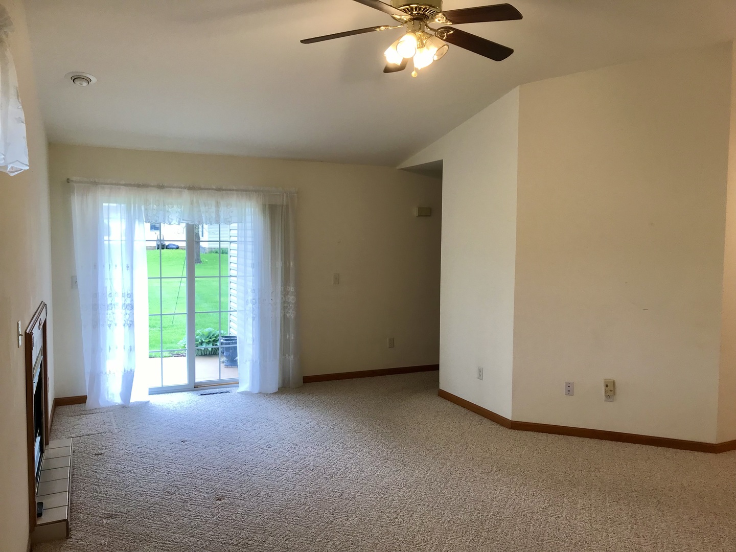 307 West Hudson Street Princeton, IL 61356 - Photo 9 of 23 a view of an empty room with a window