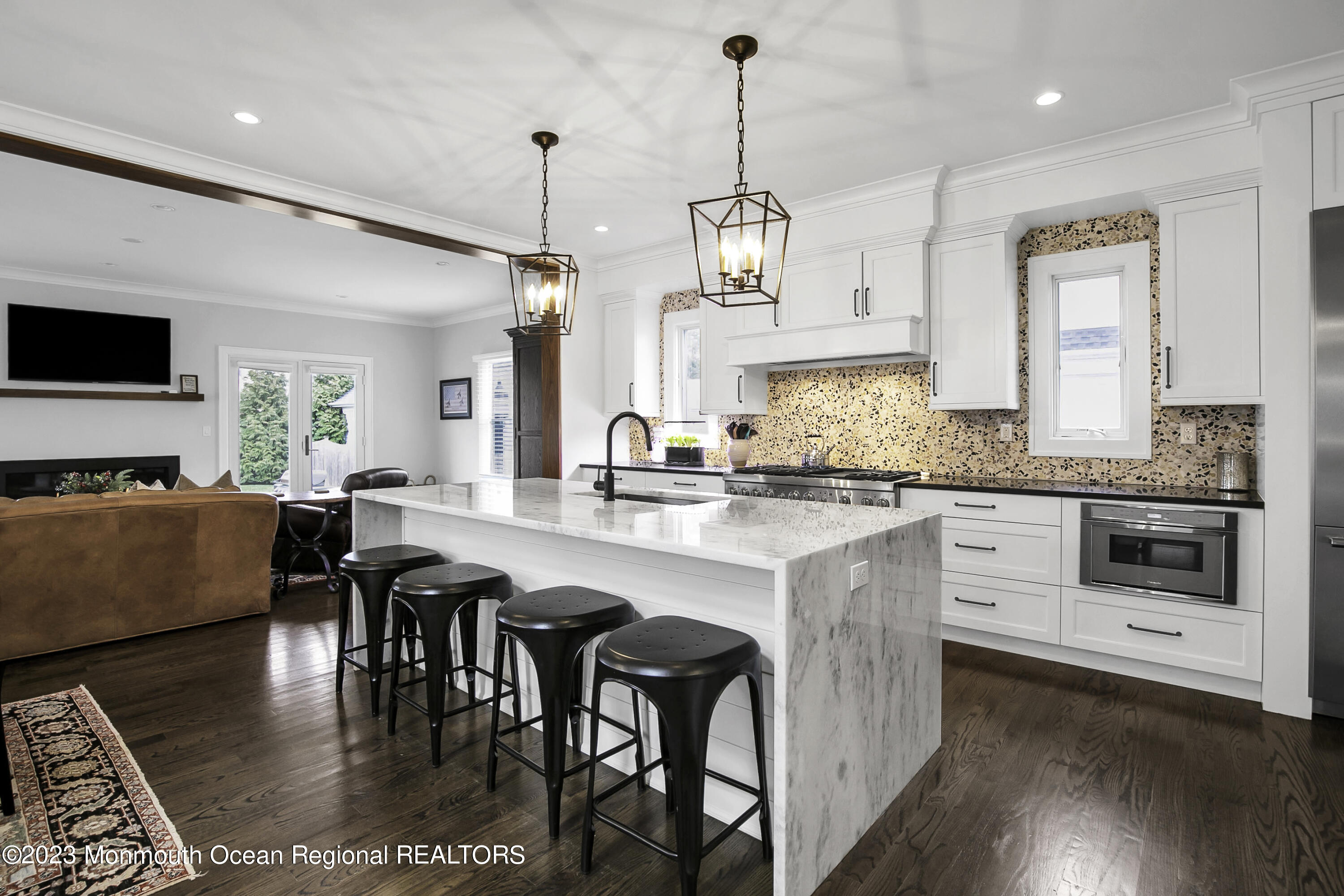 72 Ave Of Two Rivers Rumson, NJ 07760 - Photo 11 of 40 Open Kitchen Family