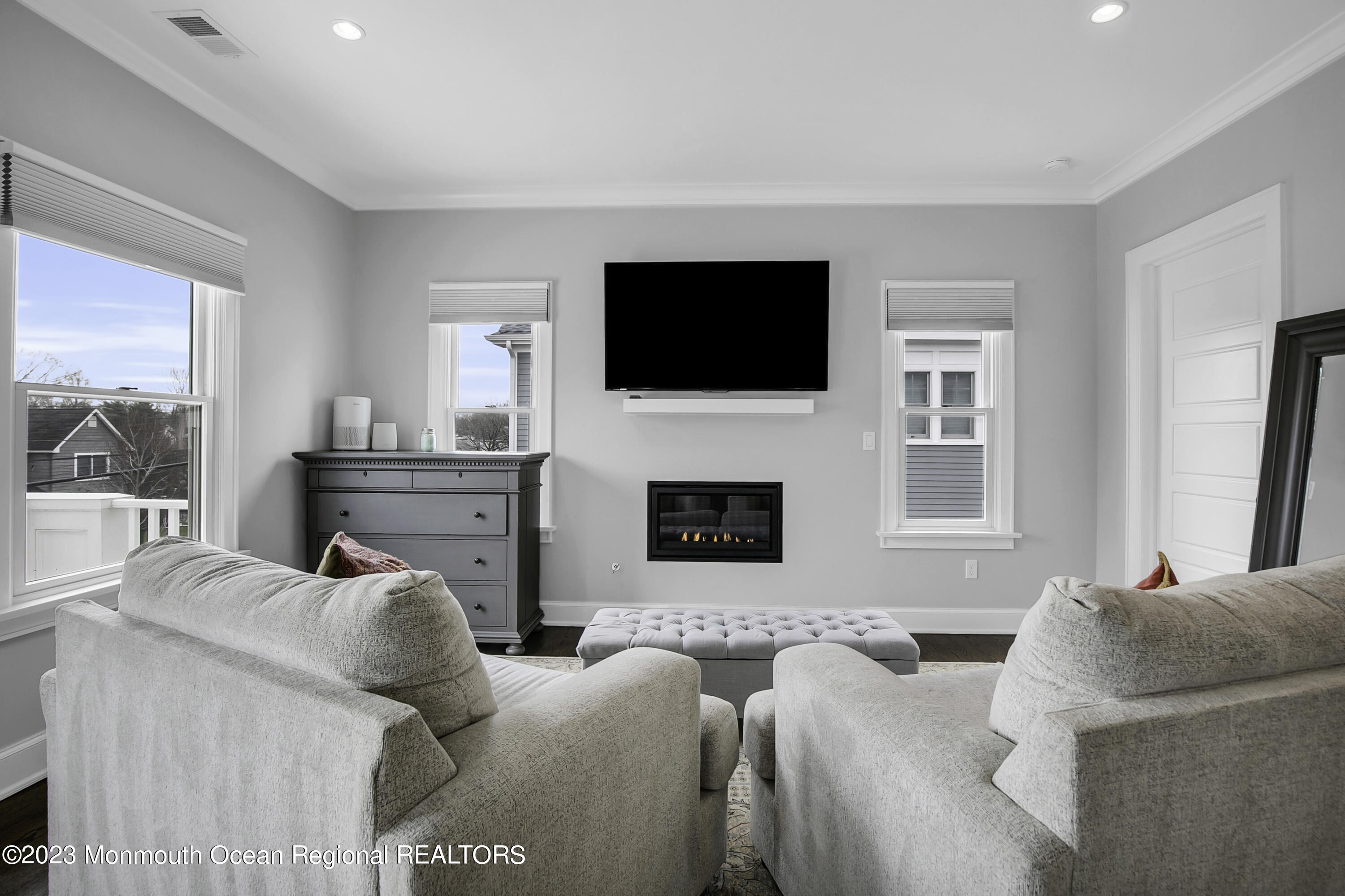 72 Ave Of Two Rivers Rumson, NJ 07760 - Photo 22 of 40 Large Sitting Area with Gas Fireplace