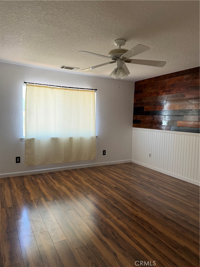 14355 Bochee Road Apple Valley, CA 92307 - Photo 9 of 12