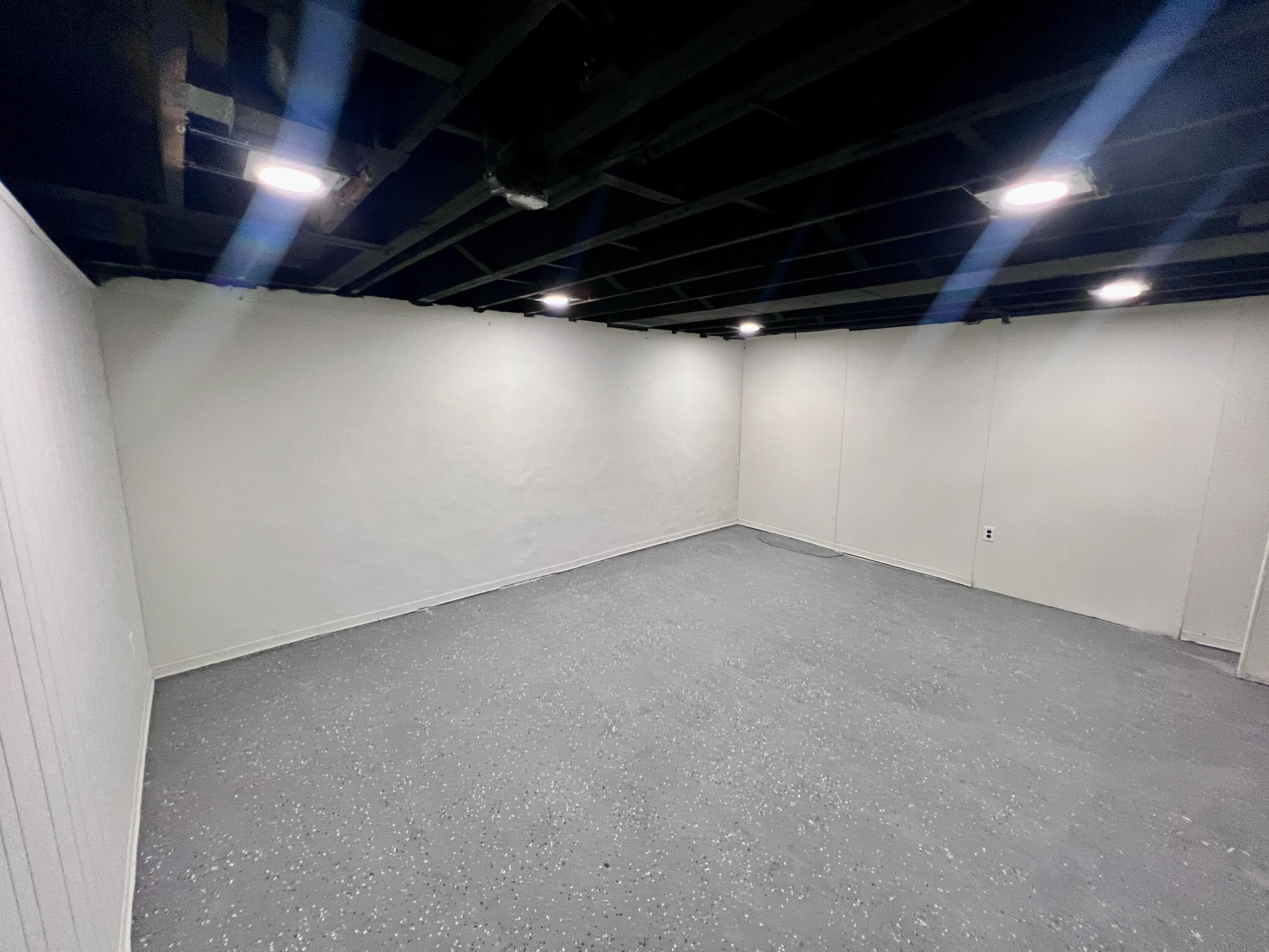 4709 Gerald Street Warren, MI 48092 - Photo 18 of 24 IMG_8884