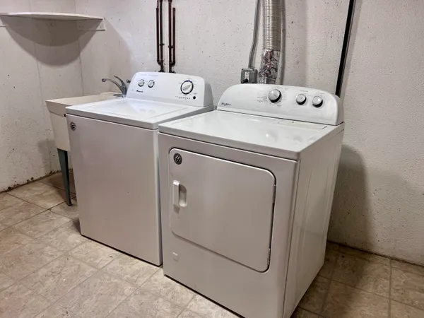 $1,750 | 4709 Gerald Street, Warren, MI 48092