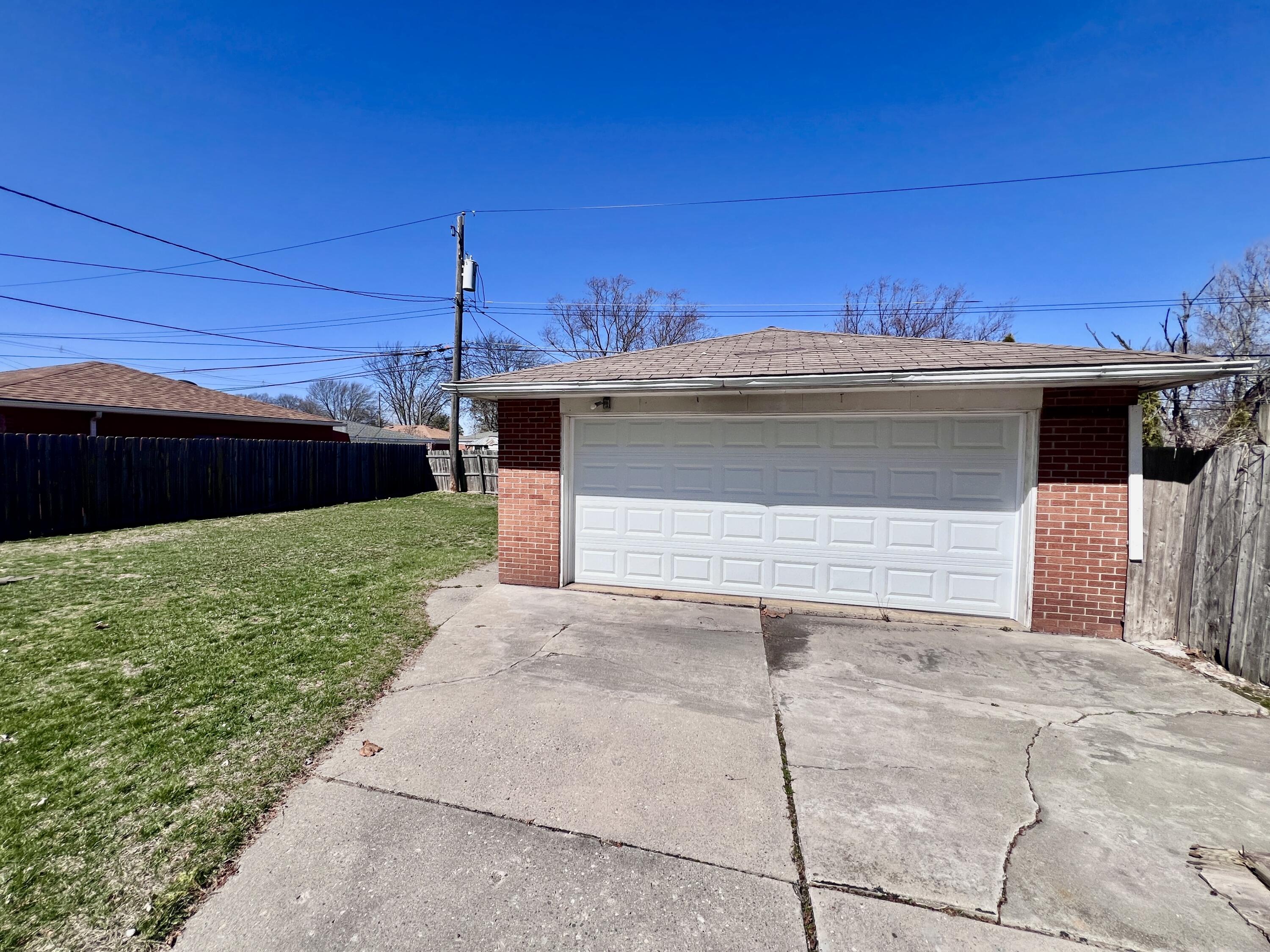 4709 Gerald Street Warren, MI 48092 - Photo 22 of 24 IMG_8890