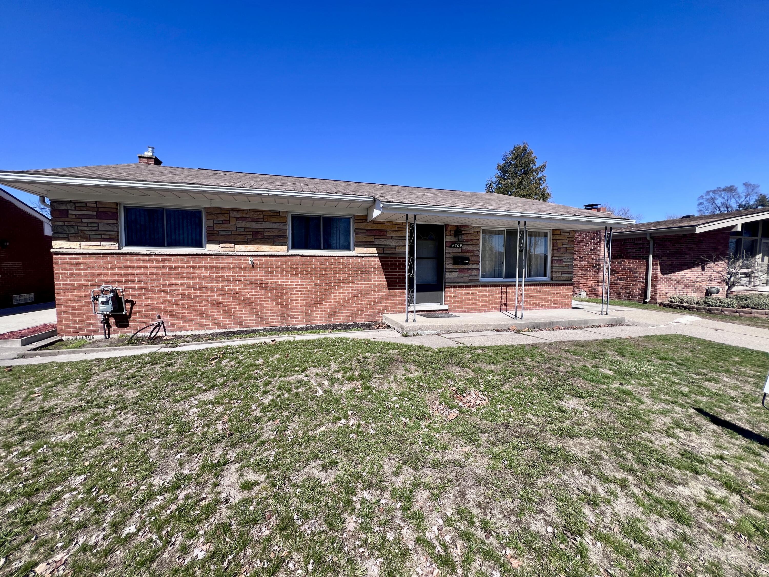 4709 Gerald Street Warren, MI 48092 - Photo 24 of 24 IMG_8893