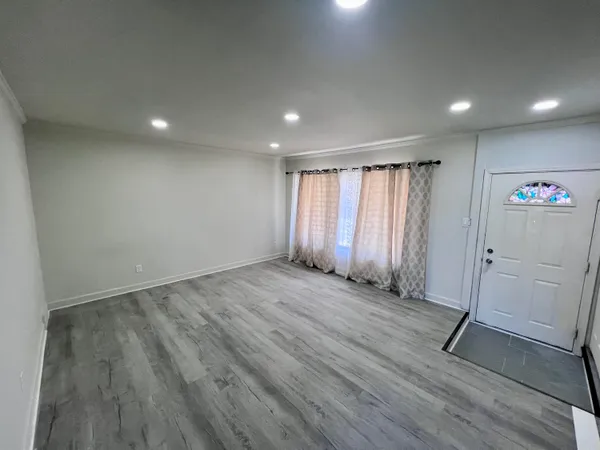 $1,750 | 4709 Gerald Street, Warren, MI 48092