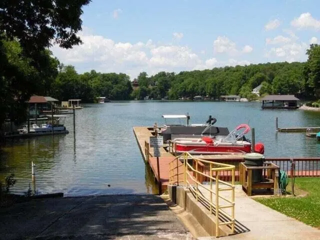 $3,000 | 10 Sunny Cove Drive, Moneta, VA 24121