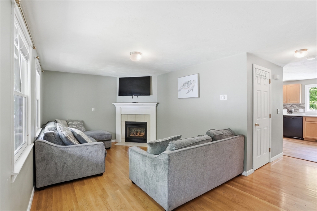 1185 Main Street, Unit 4 Clinton, MA 01510 - Photo 6 of 36